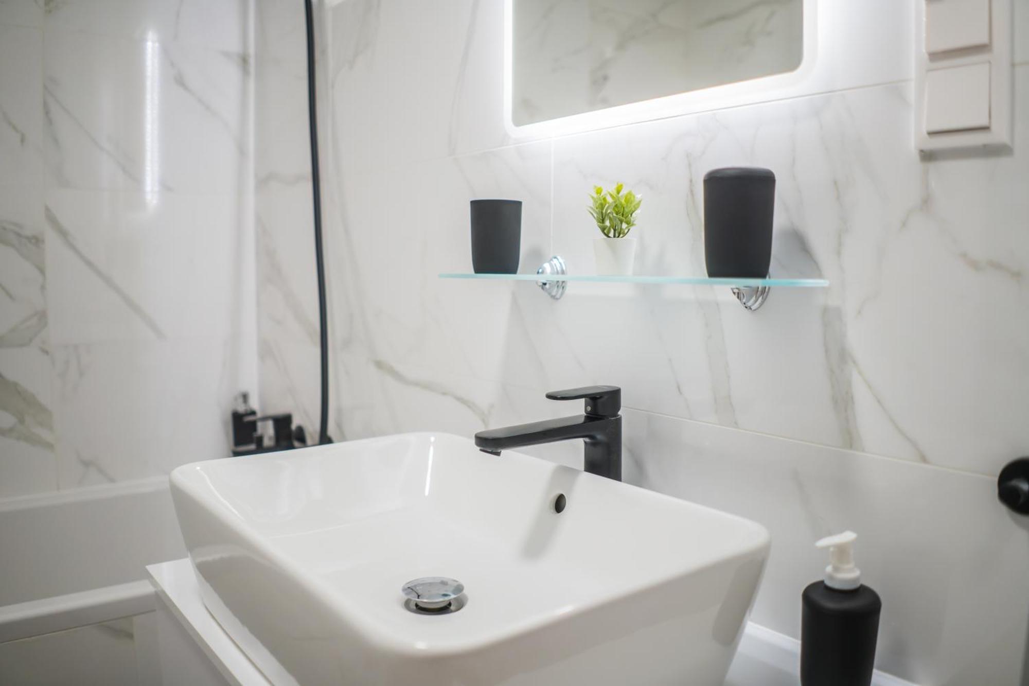 Myflat Wave 36 Suite Шиофок Экстерьер фото